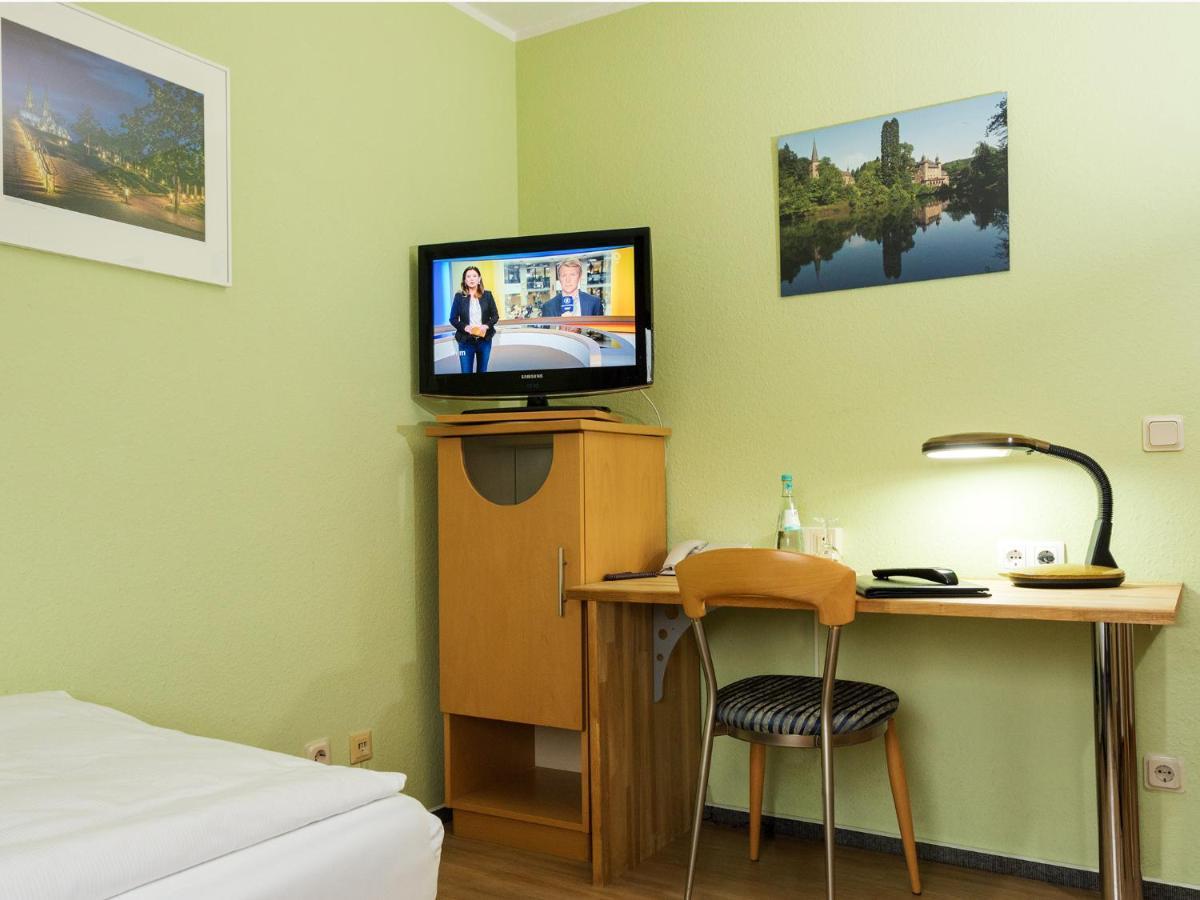 Hotel & Wirtshaus Hansen Bergisch Gladbach Eksteriør billede