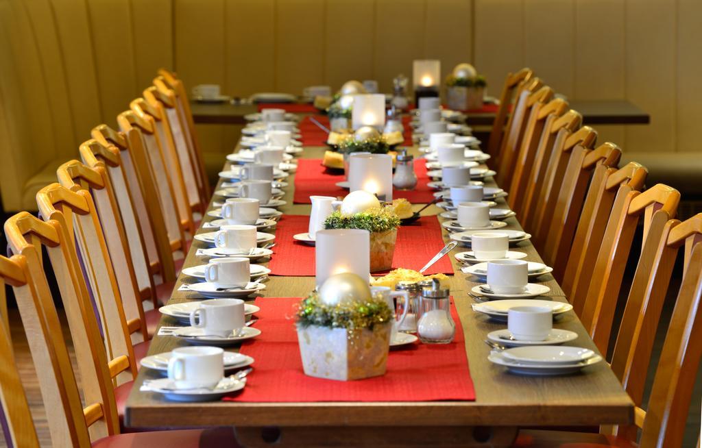 Hotel & Wirtshaus Hansen Bergisch Gladbach Eksteriør billede