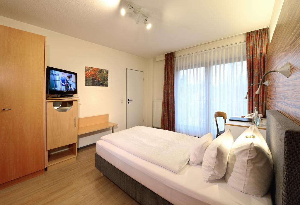 Hotel & Wirtshaus Hansen Bergisch Gladbach Eksteriør billede